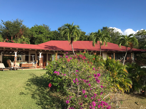 Chambre d'Hotes "Villa Rayon Vert"主图