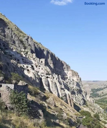 Vardzia Shachkari