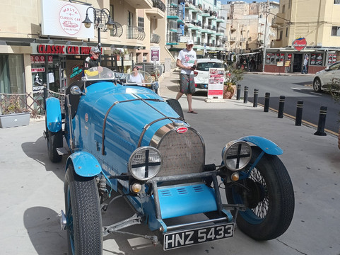 马耳他古董车收藏博物馆-卡拉必去景点
