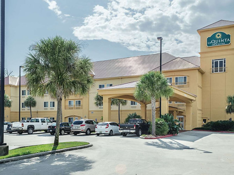 比洛克西拉昆塔温德姆套房酒店