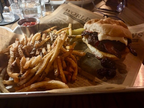 Common Table Food & Drink