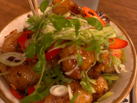 杰克罗素酒店主图