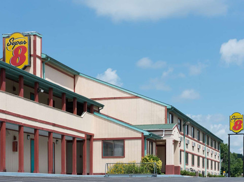 汉考克速8酒店主图