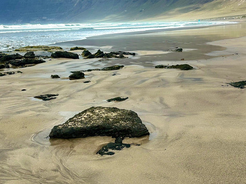 Famara Beach-兰萨罗特必去景点