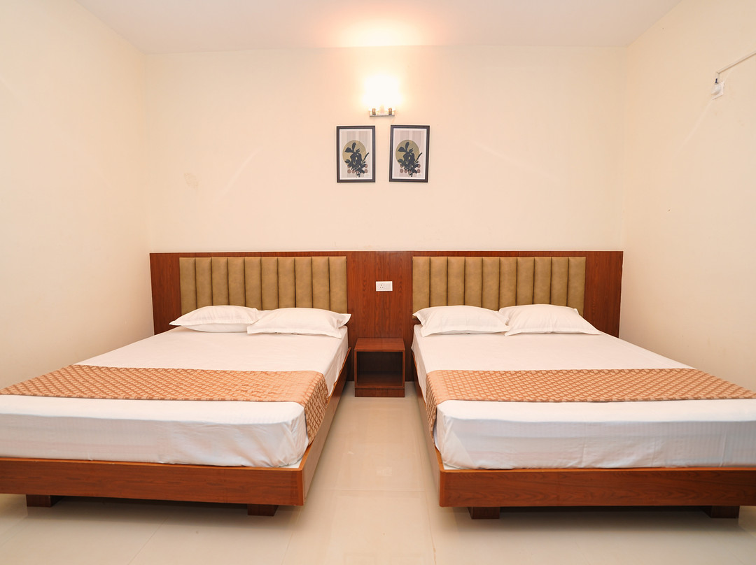 Hotel Yathra Athithya