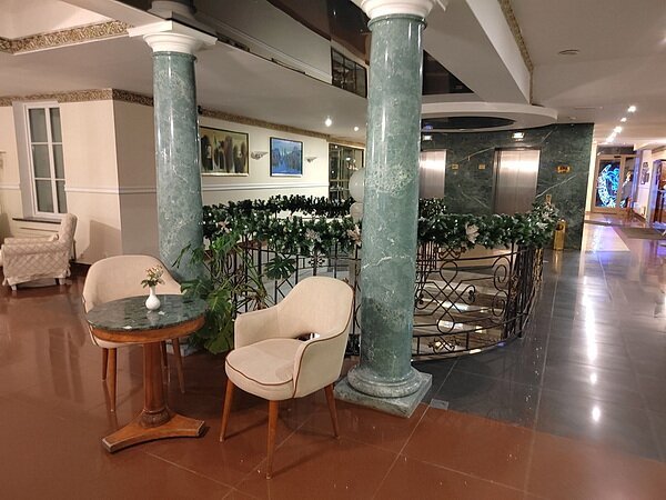 老村温泉酒店-浴室