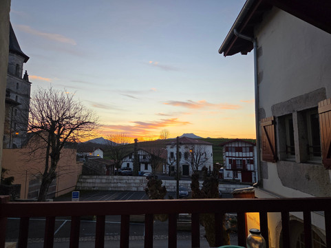 奥波卡酒店主图