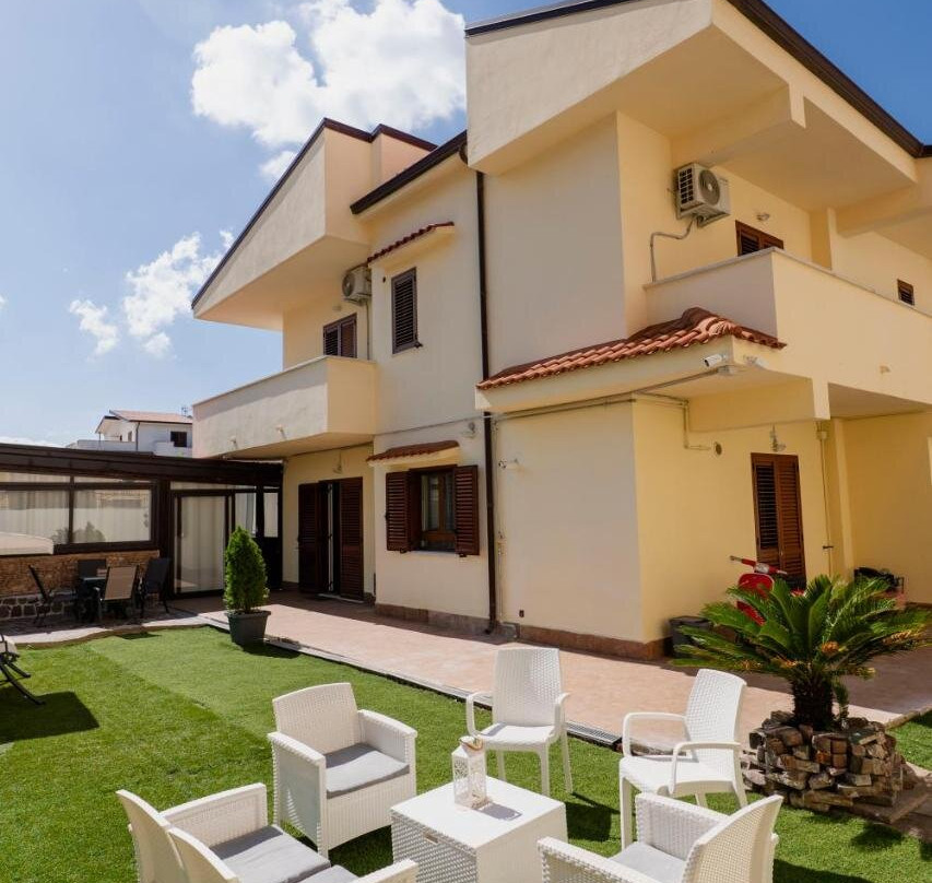 Luna di Sale - Romantic Sea Rooms & Apartments