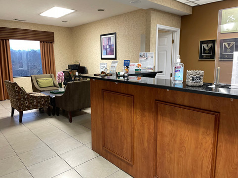 达洛尼加大学附近凯艺酒店主图