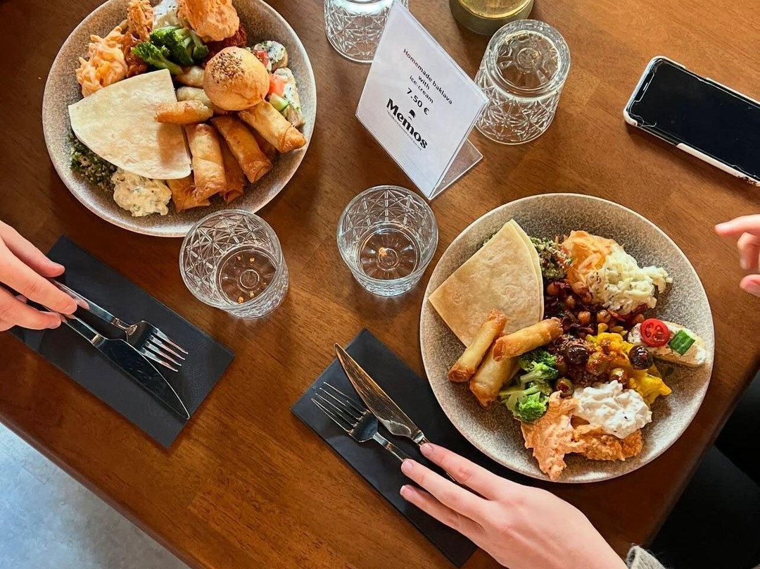 Memos Mediterranean Restaurant