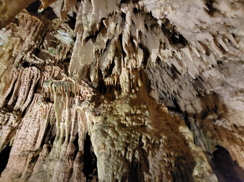 Caves of Diros-Diros必去景点