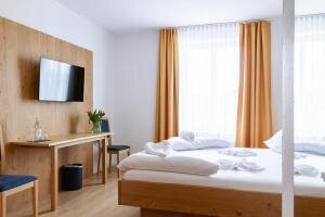 帕斯特酒店主图