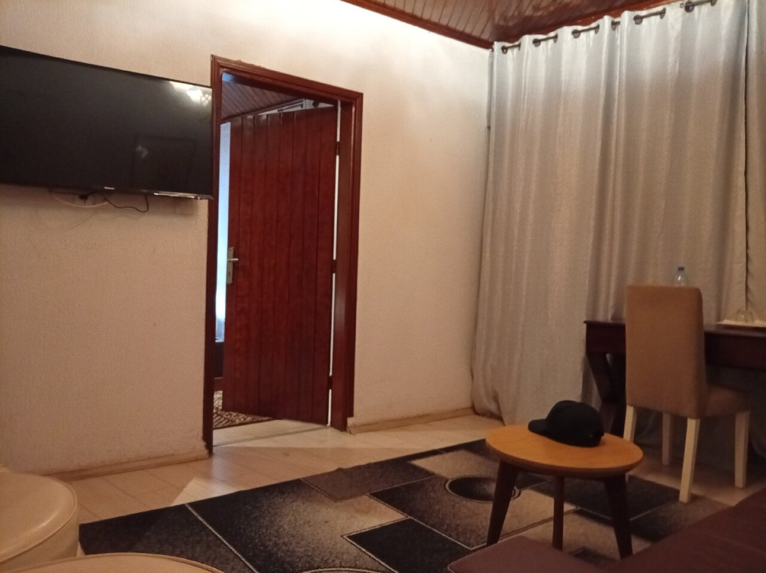 博本德菲尼酒店