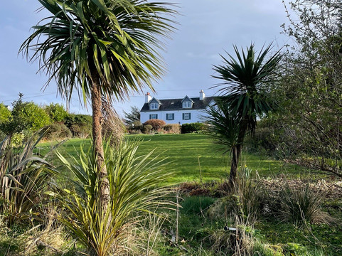 阿尔兹餐厅酒店主图