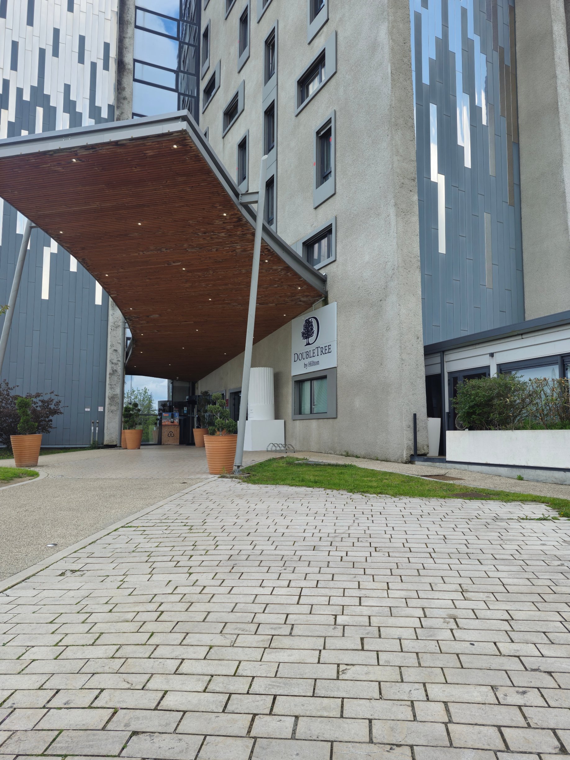 里昂欧洲博览馆希尔顿逸林酒店及度假村-旅行者