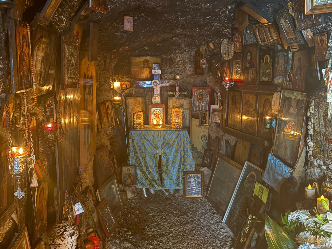 Cave Archangel Michael Panormitis-罗德城必去景点