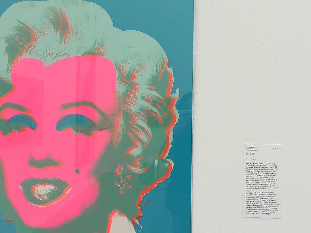 Lentos Kunstmuseum (Museum of Modern Art Linz)-林兹必去景点