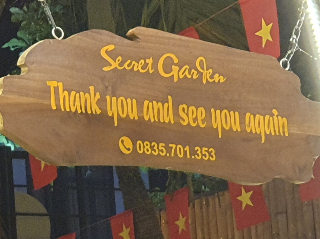 secret garden cafe & pizza