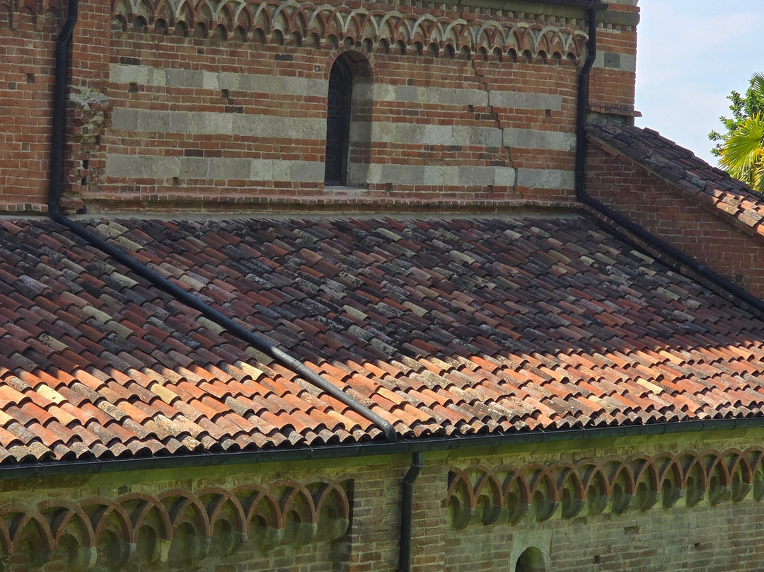 Abbazia di Santa Maria di Vezzolano-Albugnano必去景点