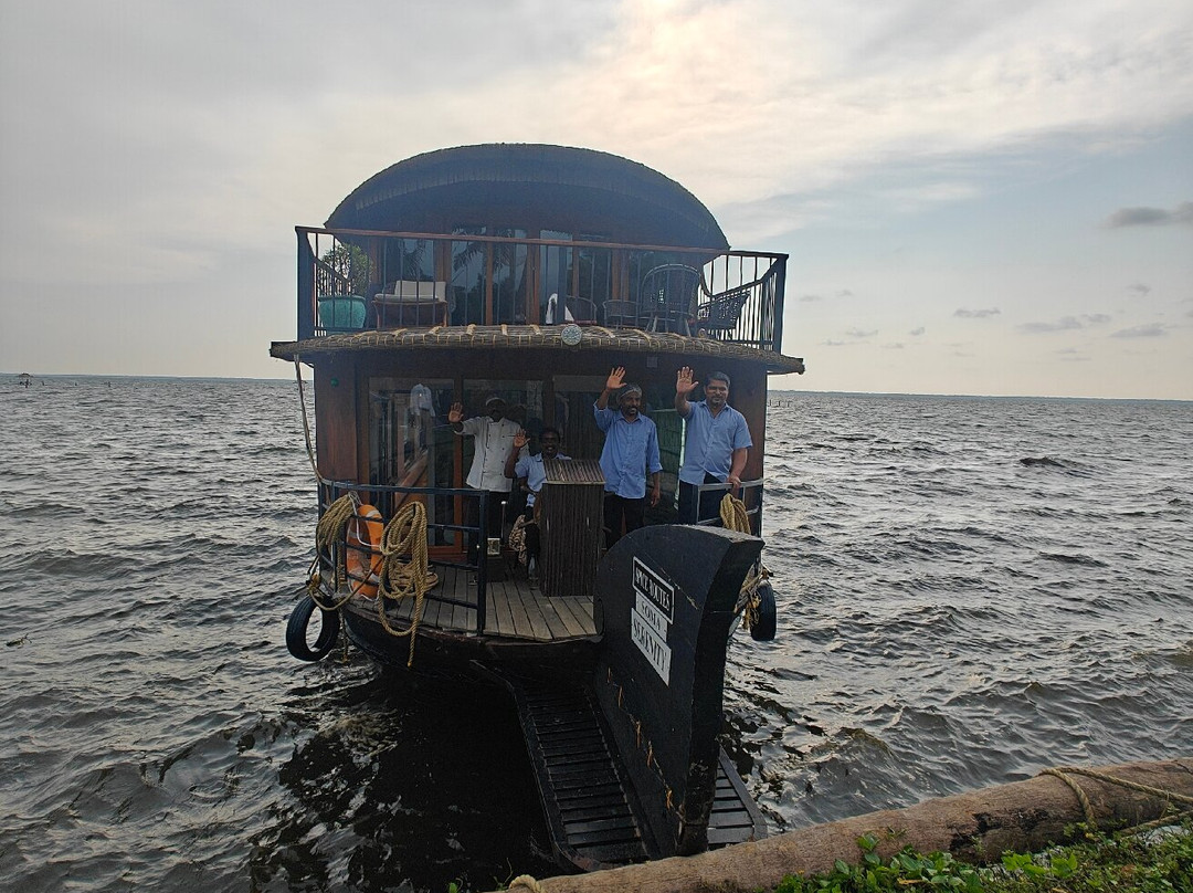 Spice Routes Luxury Cruises-Kainakary必去景点