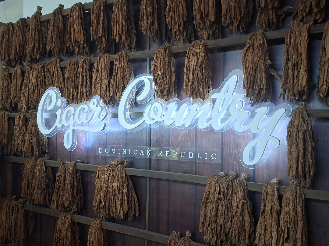 Cigar Country-拉罗马纳必去景点