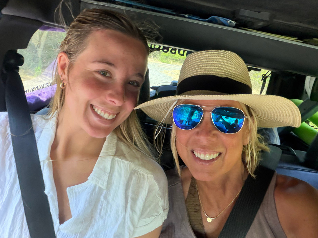 Islandbuddy Jeep Tours-圣 托马斯必去景点