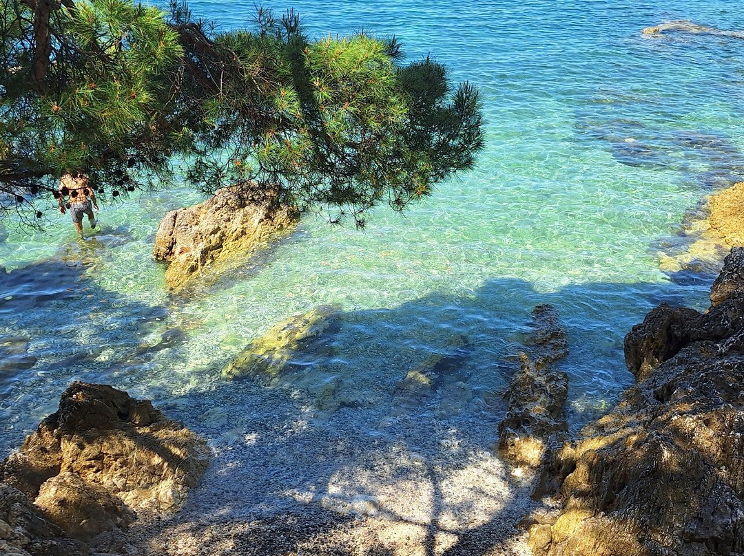 Brulo Beach-波雷奇必去景点
