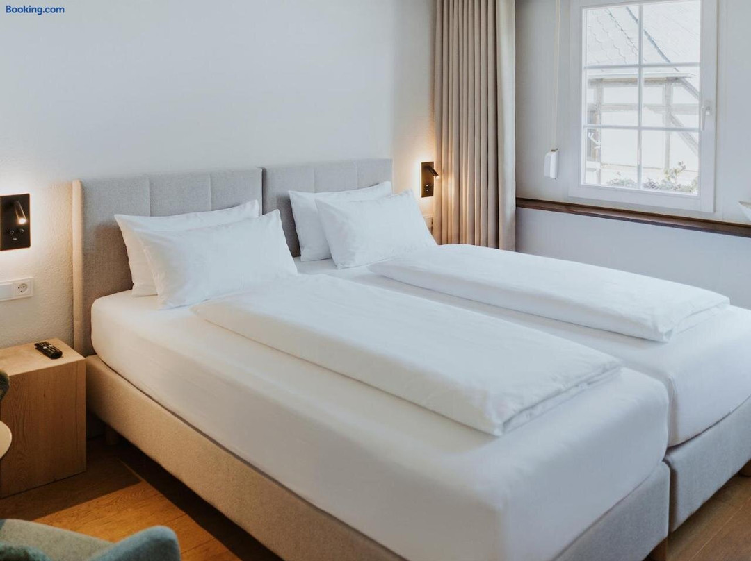 Mya Weinland Hotel