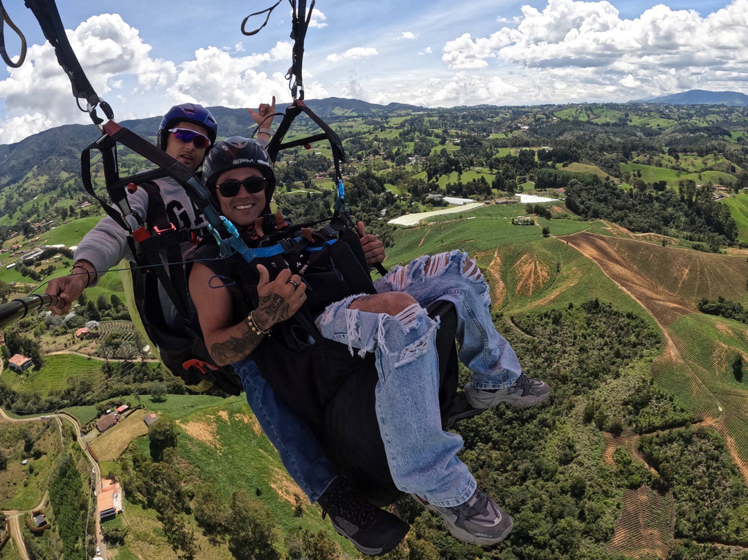 Parapente en Medellín Only Fly-麦德林必去景点