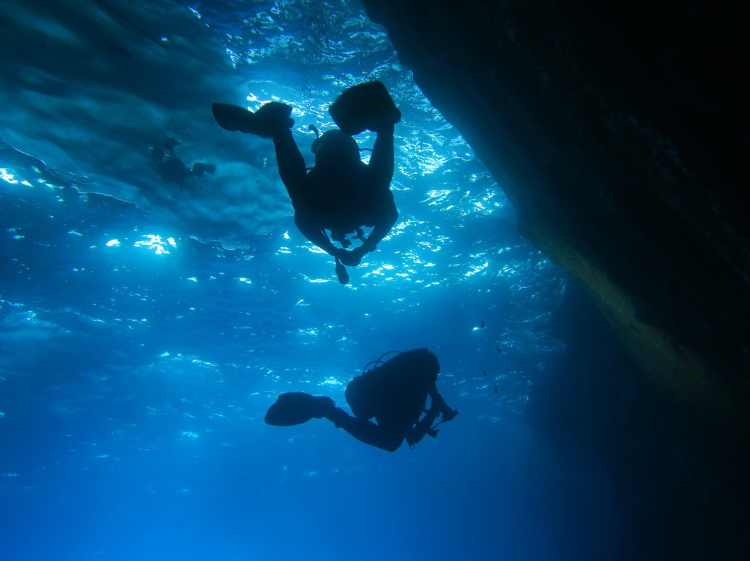 Atlantis Diving Center-Marsalforn必去景点