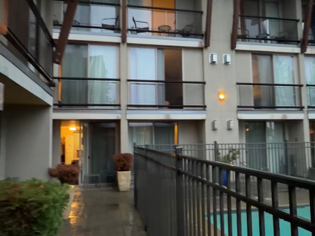 费雷特小屋主图
