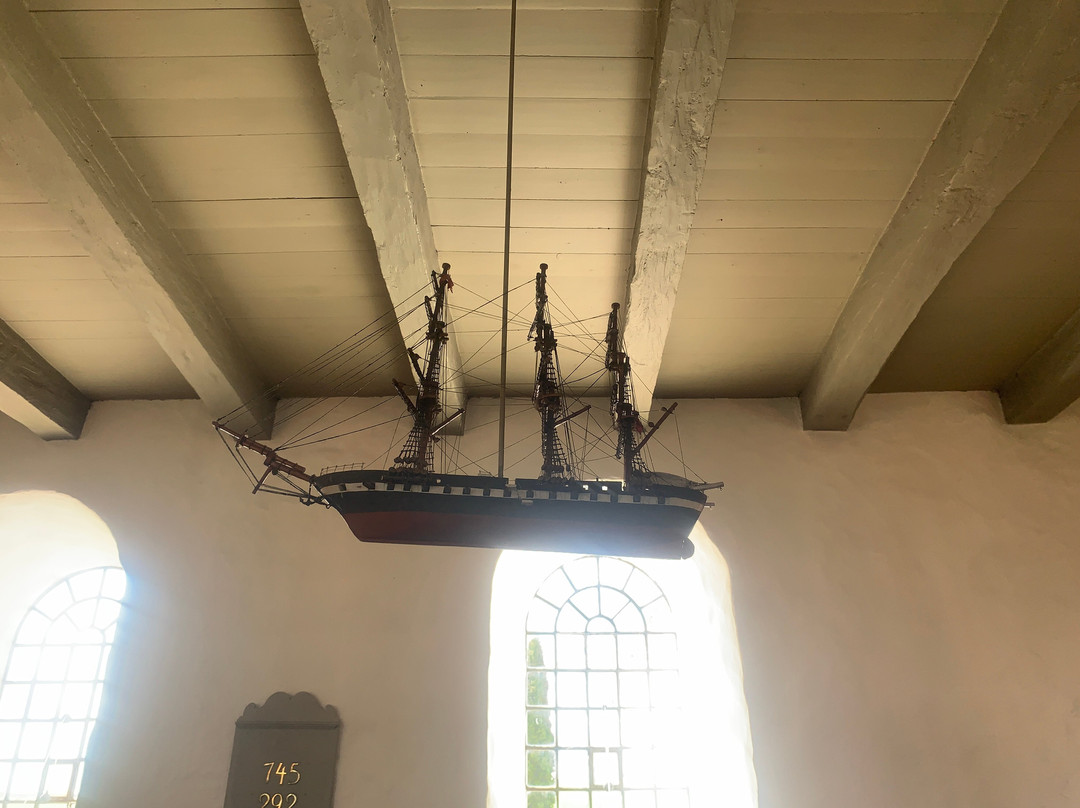 Vester Alling Kirke-Auning必去景点