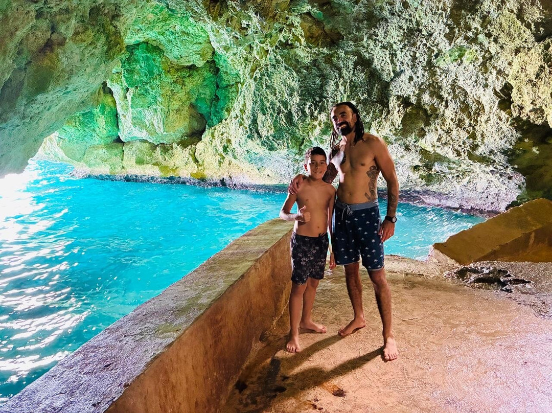 Joseph's Cave-West End必去景点