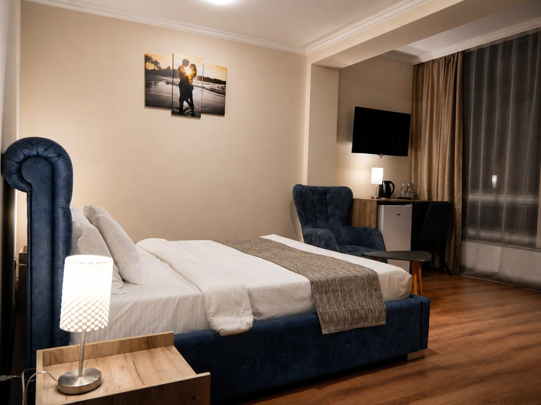 Madin Eco Hotel