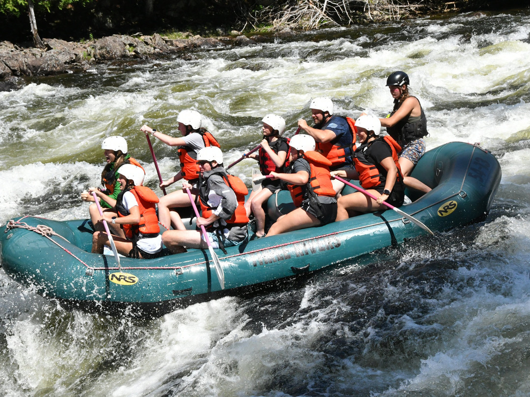 Three Rivers Whitewater Rafting-The Forks必去景点
