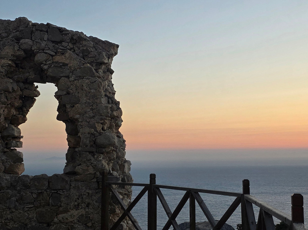 Monolithos Castle-莫诺利索斯必去景点