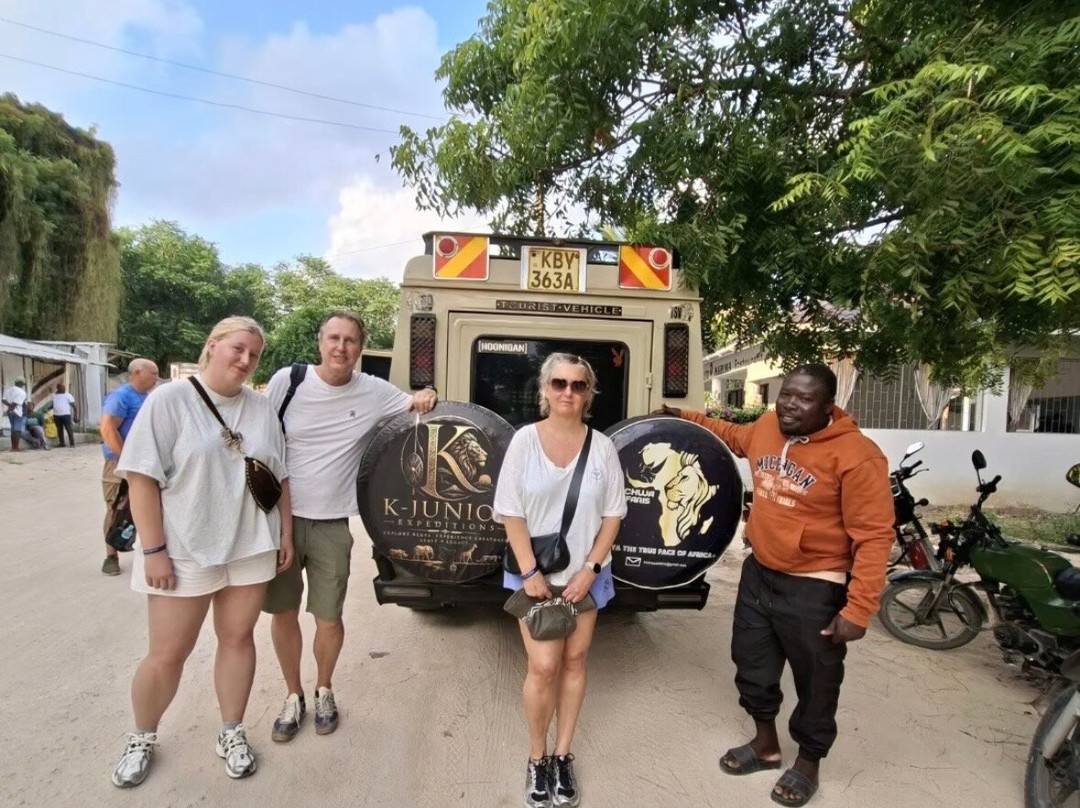 Giornale Kenya Safari - Day Tours-瓦塔木必去景点