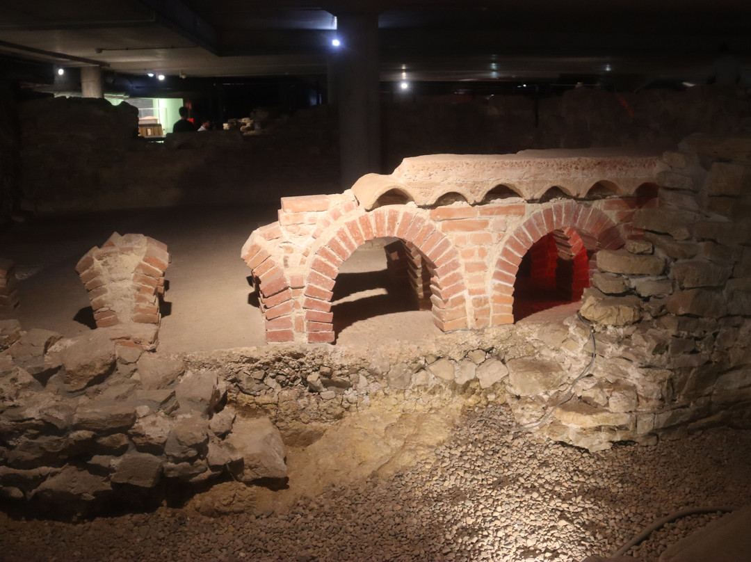 Termas Romanas de Campo Valdes-希洪必去景点