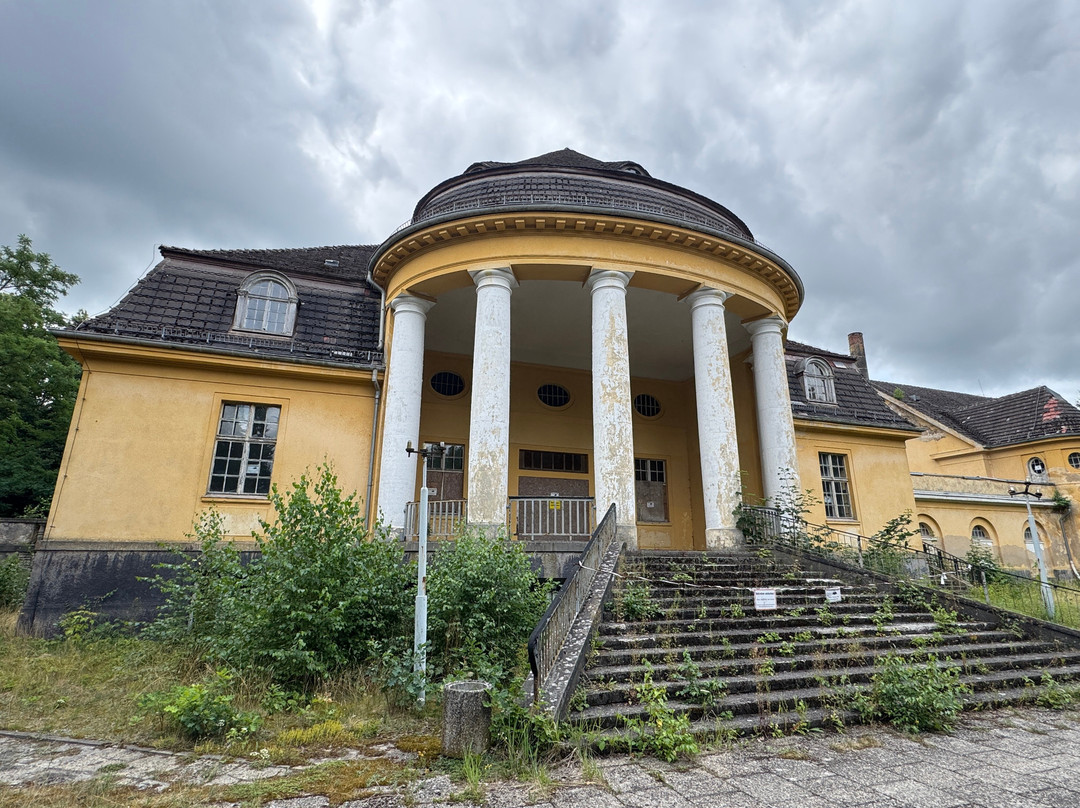 Wuensdorf Haus der Offiziere-Zossen必去景点