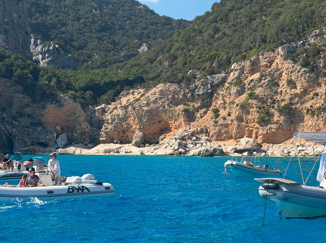 Sardinia Boat Eastperience-La Caletta必去景点