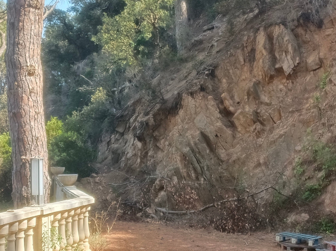 Cala del Senyor Ramon-多萨德马尔必去景点