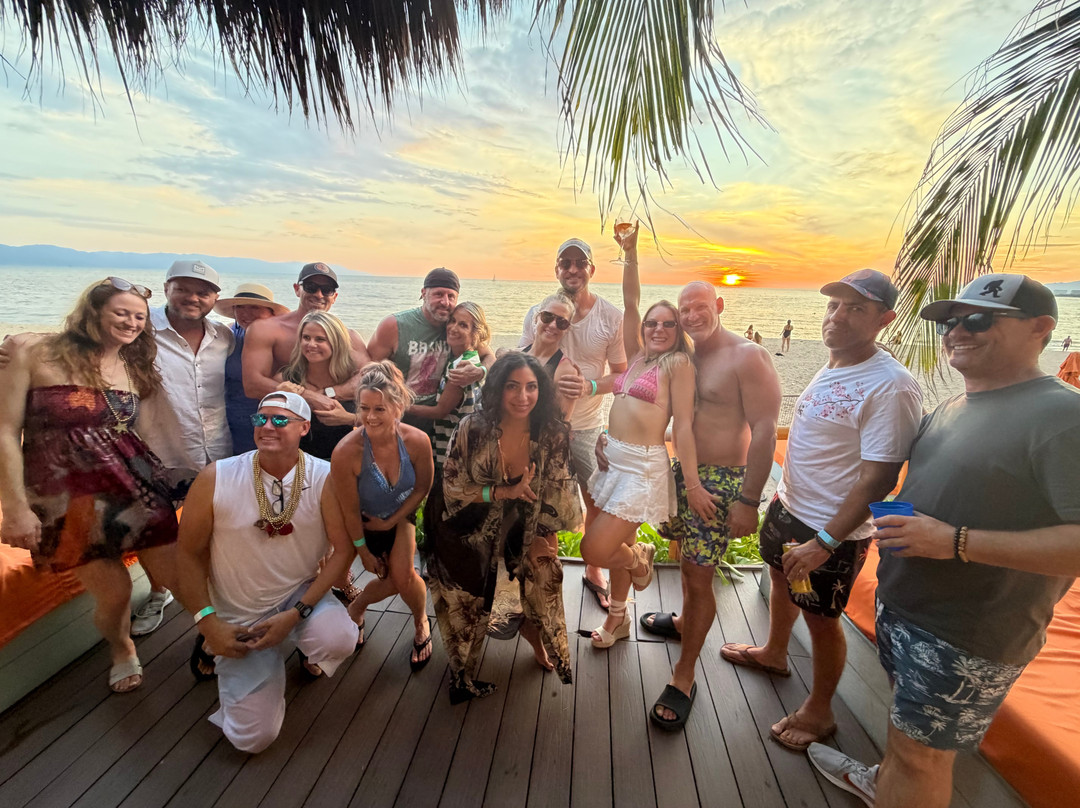 Chicabal Sunset Club-瓦拉塔港必去景点