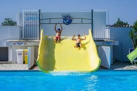 Free Time Acquapark-Giugliano in Campania必去景点