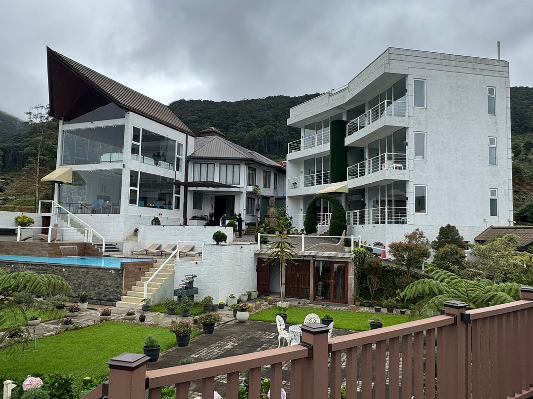 Hilldale Retreat主图
