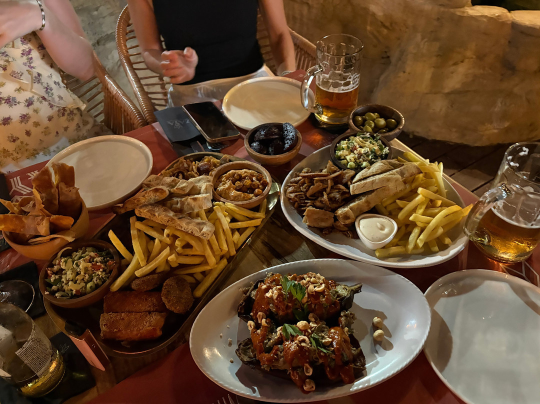 Zaya resto bar