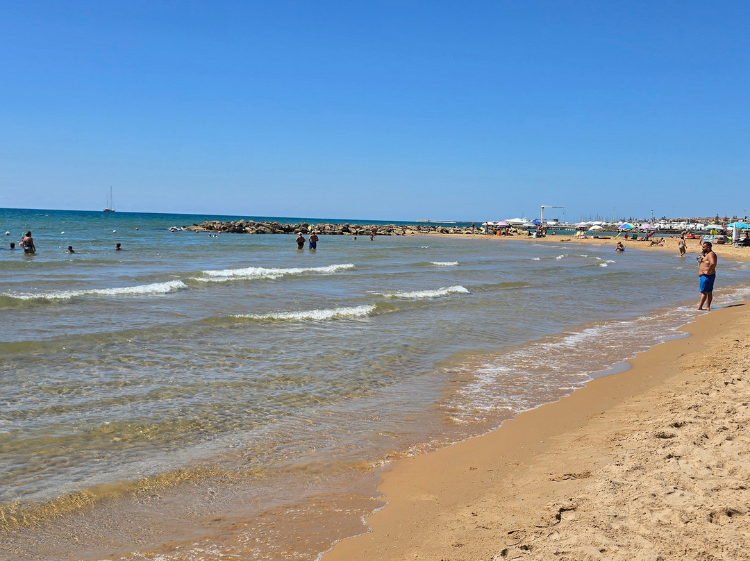Lungomare Andrea Doria e Bisani-Marina di Ragusa必去景点
