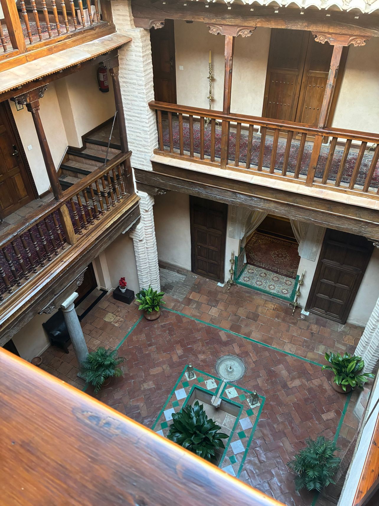卡萨1800格拉纳达酒店-旅行者