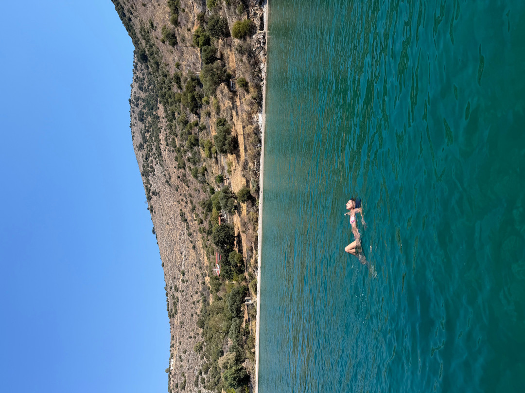 Evia Tours & Cruises-Khalkis必去景点