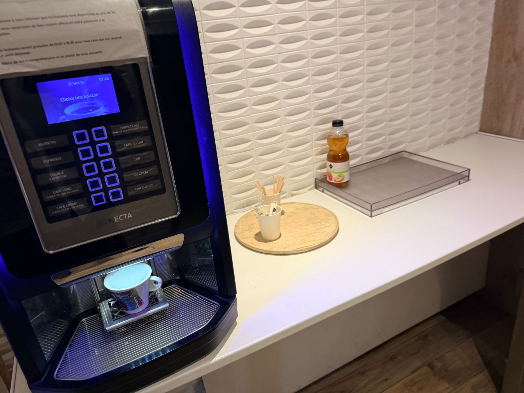 梅斯火车站塞西尔酒店-旅行者