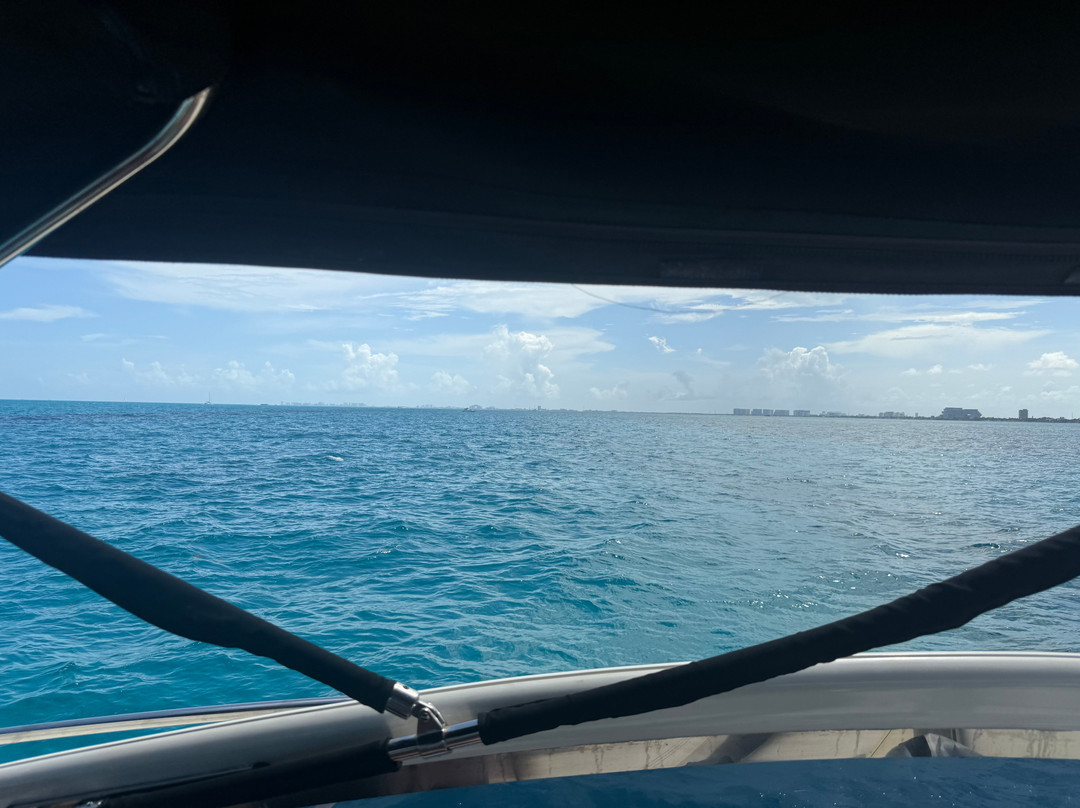 MM Royale Yachts-女人海滩必去景点